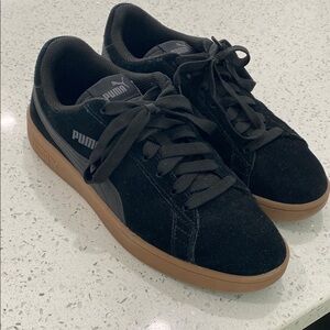 Puma Men's Black and Brown Sneakers